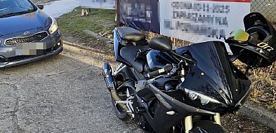 Motocyklista z bytowskiego bez uprawnień. Jednoślad trafił na parking!