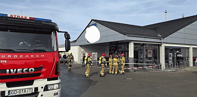 AWANTURA w markecie. Znana jest przyczyna rozpylenia gazu w Lidlu