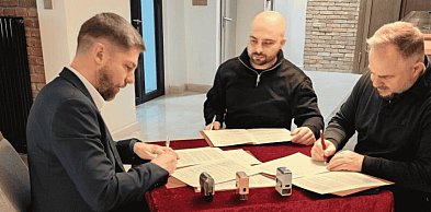 Klamka zapadła, umowa podpisana! Zamek w Bytowie ODDANY w ręce nowych gospodarzy