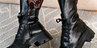 Sandały skórzane, które dopasowują się do stopy