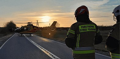 Wypadek w Rokicinach. Auto zderzyło się ze skuterem, lądował śmigłowiec LPR