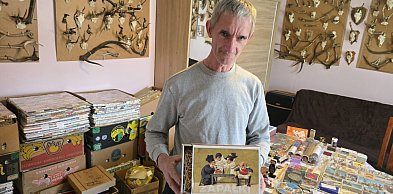 Mężczyzna z ZAPAŁKAMI. NIEZWYKŁA KOLEKCJA Wiesława Mierzejewskiego