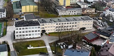 BRAK PIENIĘDZY na rozbudowę SP5. Gospodarek nie dostał dotacji-21910