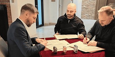 Klamka zapadła, umowa podpisana! Zamek w Bytowie ODDANY w ręce nowych gospodarzy