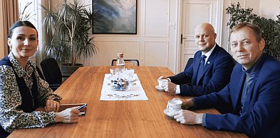 Nowe chodniki przy krajowej „21”. Załatwił to wójt Chwarzyński