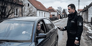 KRONIKA KRYMINALNA. Kolizja w Tuchomiu i pijany kierowca w Jasieniu