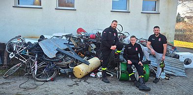 Kilka ton złomu dla młodych strażaków. Mieszkańcy nie zawiedli OSP