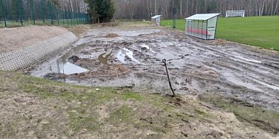 BŁOTNISTE BOISKO w Kołczygłowach-22281