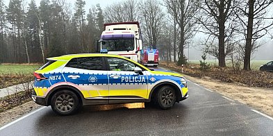 ŚMIERTELNE POTRĄCENIE. Pieszy zginął pod kołami-22533