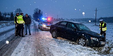 ZIMA kontra kierowcy: mandaty, alkohol i kolizje