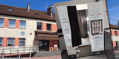 Fotobudka na korytarzu urzędu. Gmina ma z tego 100 zł