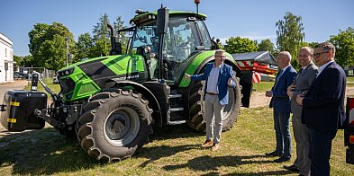 Rolnictwo 4.0 wjechało do Lubania. Drony, GPS i maszyny
