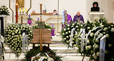 OSTATNIE POŻEGNANIE Leszka Gierszewskiego. WZRUSZAJĄCA przemowa żony Kamili-22357