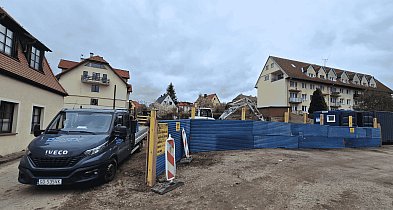 Garaż za 1,5 mln zł za urzędem w Bytowie. Cena znacznie WZROSŁA
