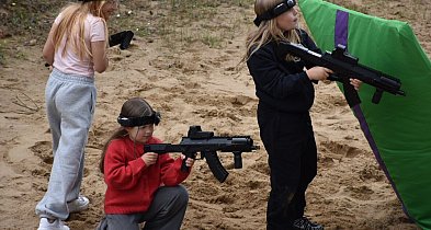 Rekordowe URODZINY Klubu Strzeleckiego Skorpion. Militaria i muzyka