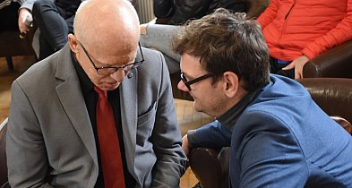 Kary dla mieszkańców, kwiaty dla wójta. W tle ponad 900 tys. zł roszczeń KOWR