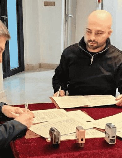 Klamka zapadła, umowa podpisana! Zamek w Bytowie ODDANY w ręce nowych gospodarzy