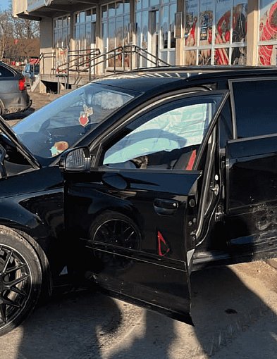 Zderzenie dwóch aut w Parchowie. 7-letnie dziecko na miejscu zdarzenia