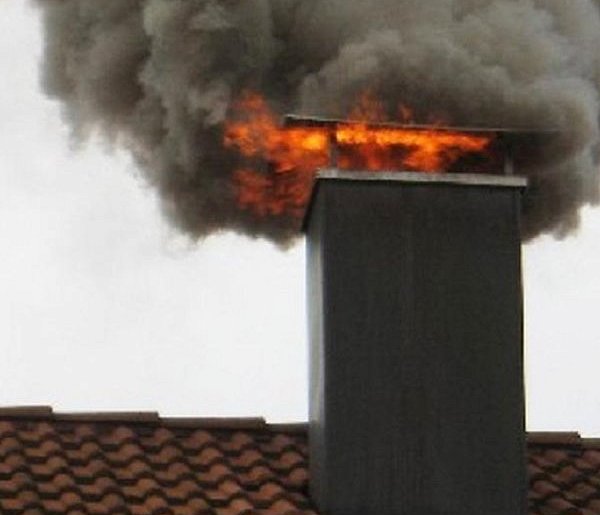 Ogień w przewodach - zagrożenie w domach. Seria pożarów w pow. bytowskim!-22693