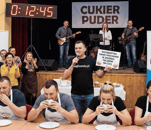 Słodka rywalizacja w Parchowie. Kto zostanie Mistrzem w Jedzeniu Pączków?