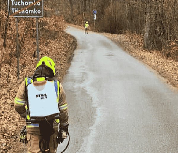 Plama ropopochodna na krajowej „dwudziestce”. Strażacy wyjeżdżali DWA RAZY