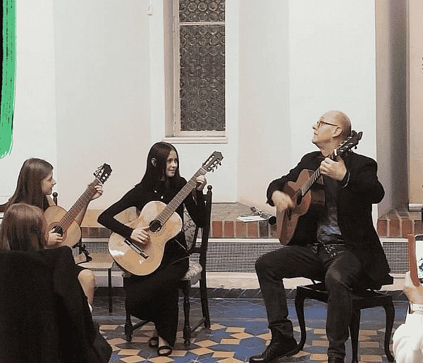 Bezpłatna nauka gry na instrumencie. Szkoła Muzyczna w Bytowie zaprasza