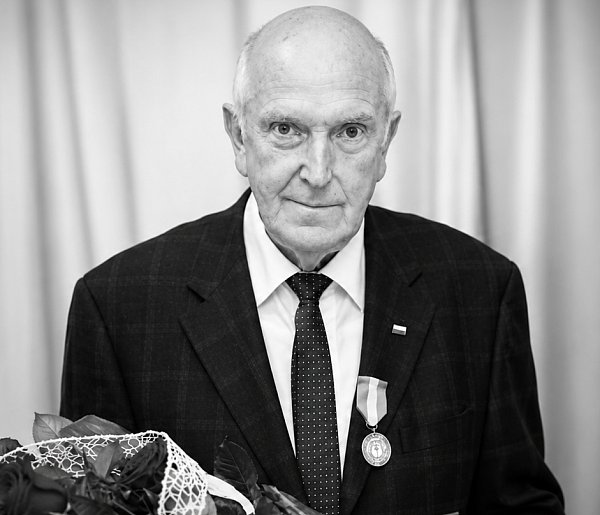 NIE ŻYJE Roman Szymański. Bytów stracił ikonę lokalnej kultury
