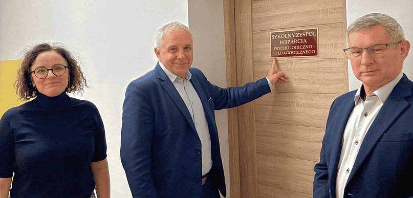 Od nowoczesnych wind po walkę o ciepło w Tursku. Porządki w oświacie