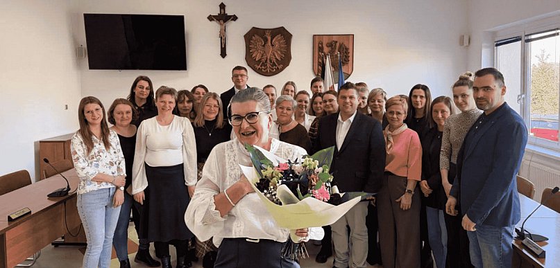 Wzruszające pożegnanie w gminie Lipnica. Alicja Kniter przechodzi na emeryturę