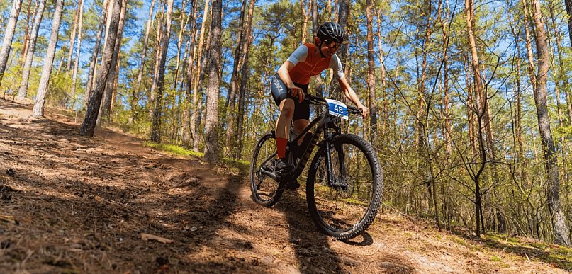 Bytowiak na podium Pucharu Polski. Cezary Konkol błyszczy już nie tylko w przełaju