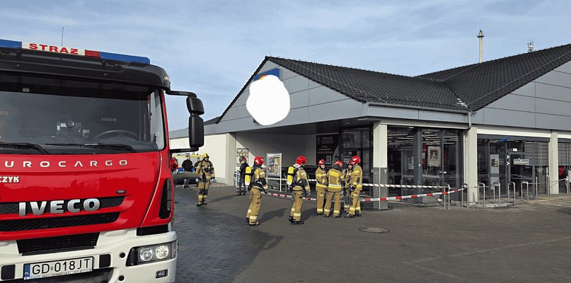 AWANTURA w markecie. Znana jest przyczyna rozpylenia gazu w Lidlu