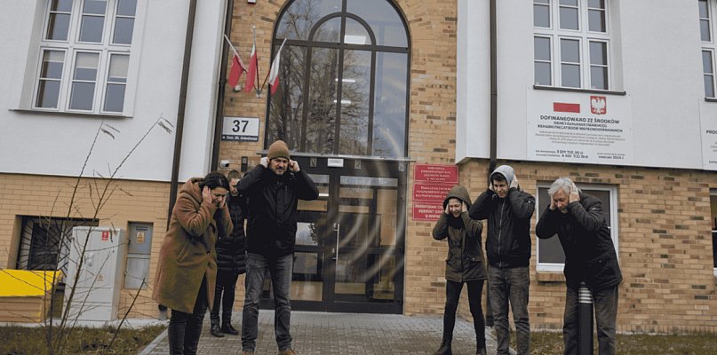 ALARM budzi o 4.00 mieszkańców ul. Kochanowskiego. “Zwariować można!”