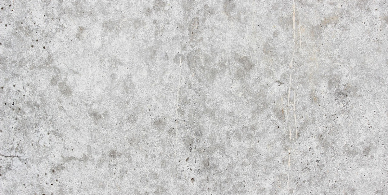 Jak wykorzystać mikrocement w łazience, aby stworzyć nowoczesny design?