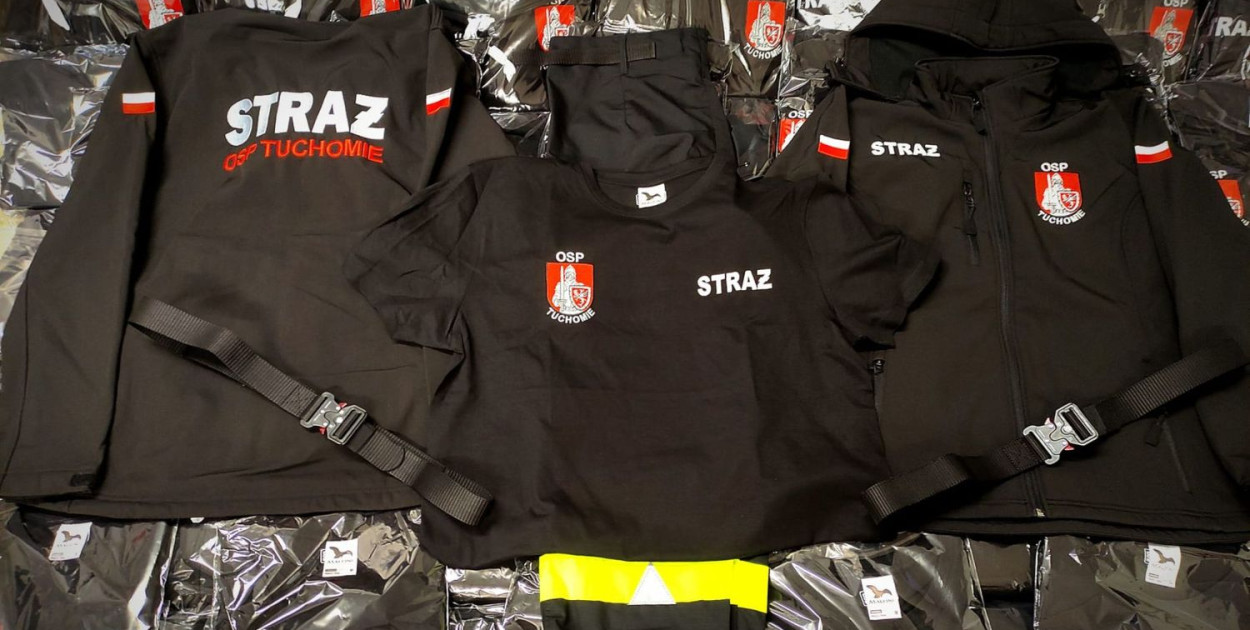 Nowe komplety odzieży dla strażaków OSP Tuchomie