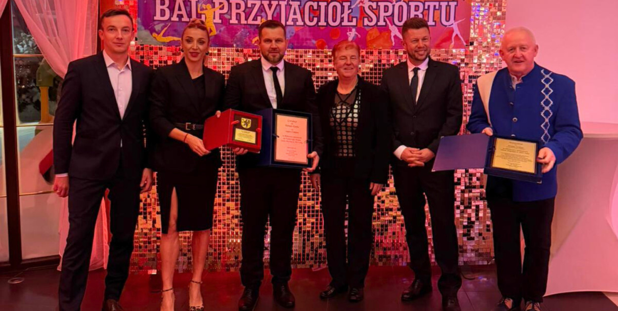 ​Na zdjęciu od lewej: Tadeusz Zblewski, Angelika Cichocka, Daniel Kreft, Ewa Grecka, Jarosław Ścigała oraz Jerzy Saldat