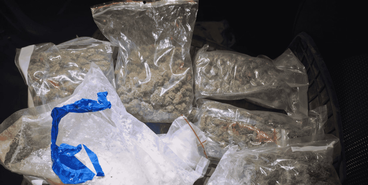 Torba pełna narkotyków w Raduszu. 29-latek został aresztowany